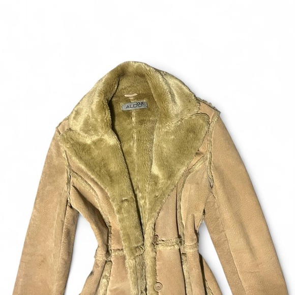 2000s Aldo real leather penny lane long fur trim coat in a tan creamy beige - Picture 4 of 8